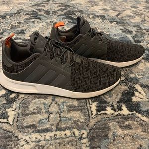 Adidas tennis shoes